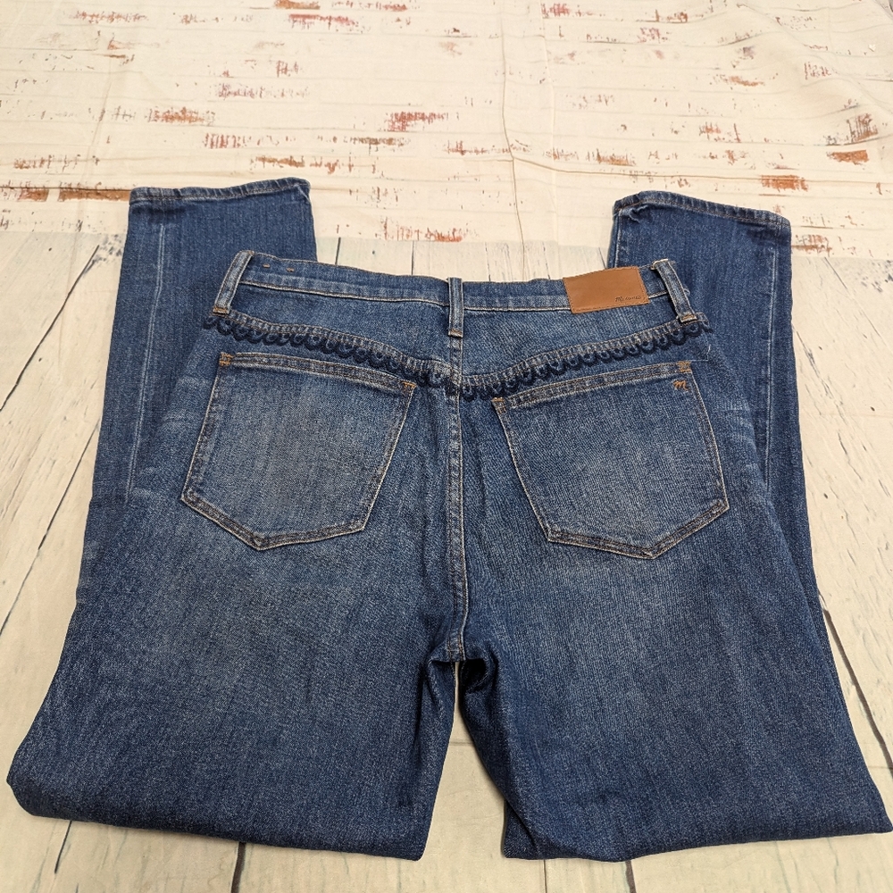 Madewell The High-Rise Slim Boy Jean with floral embroidery. - Picture 7 of 8